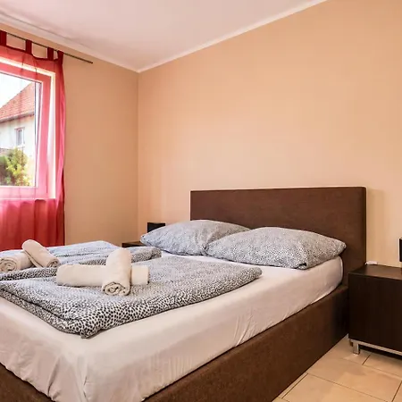 Deluxe Pearl Eg Daire *